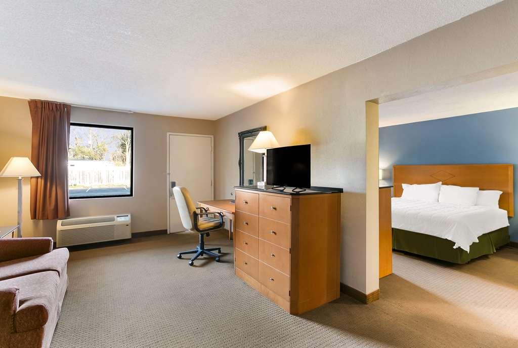 Rodeway Inn Rohrerstown Room photo